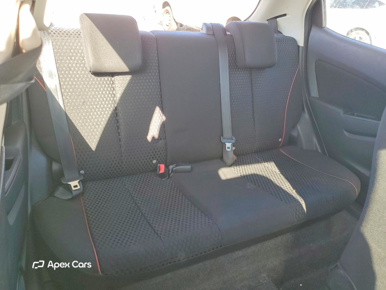 Mazda 2 2011