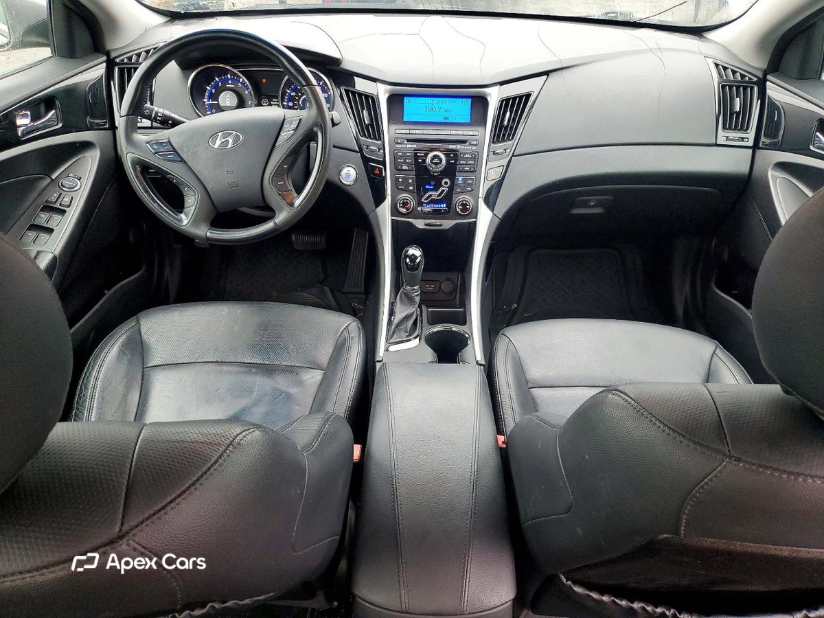 Hyundai Sonata 2011
