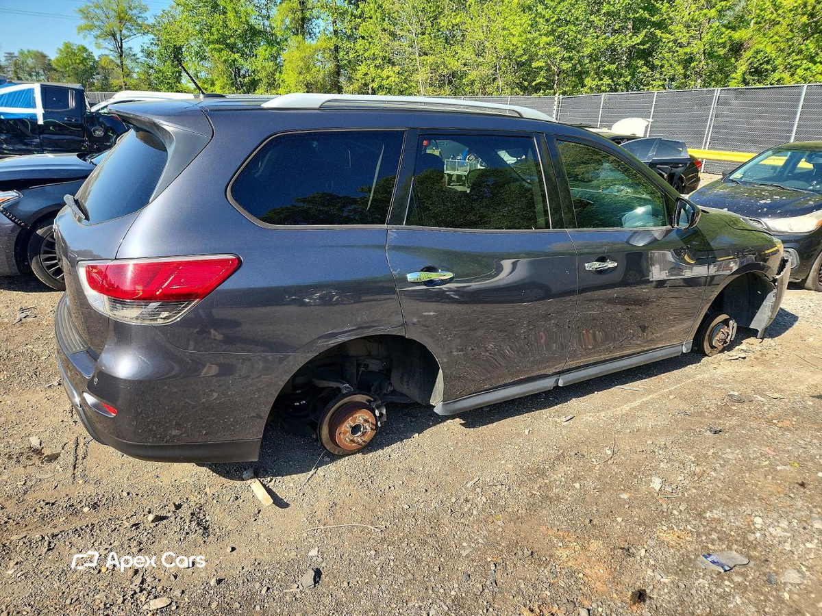 Nissan Pathfinder 2014
