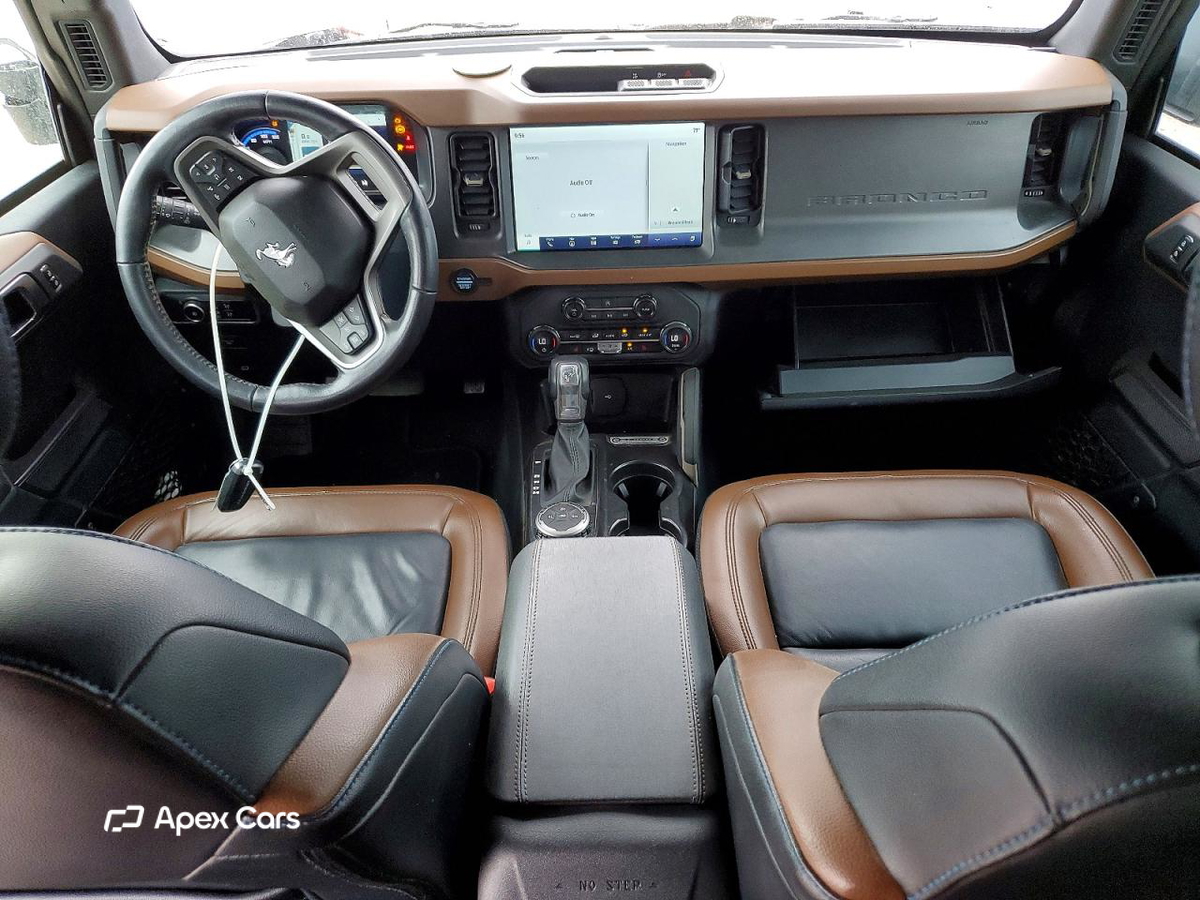 Ford Bronco 2024