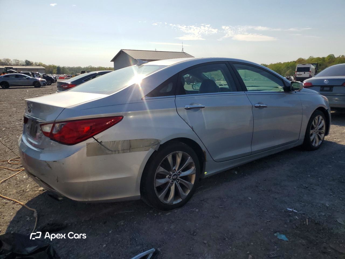 Hyundai Sonata 2011