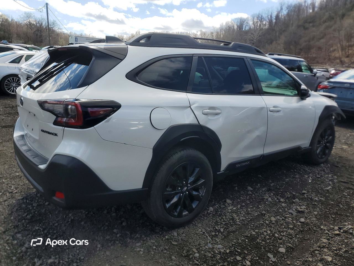 Subaru Outback 2025