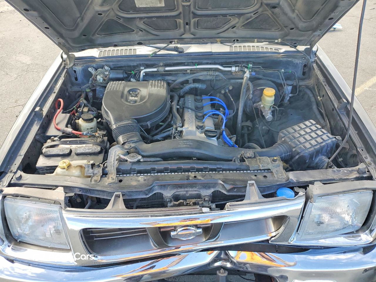 Nissan Navara (Frontier) 2000