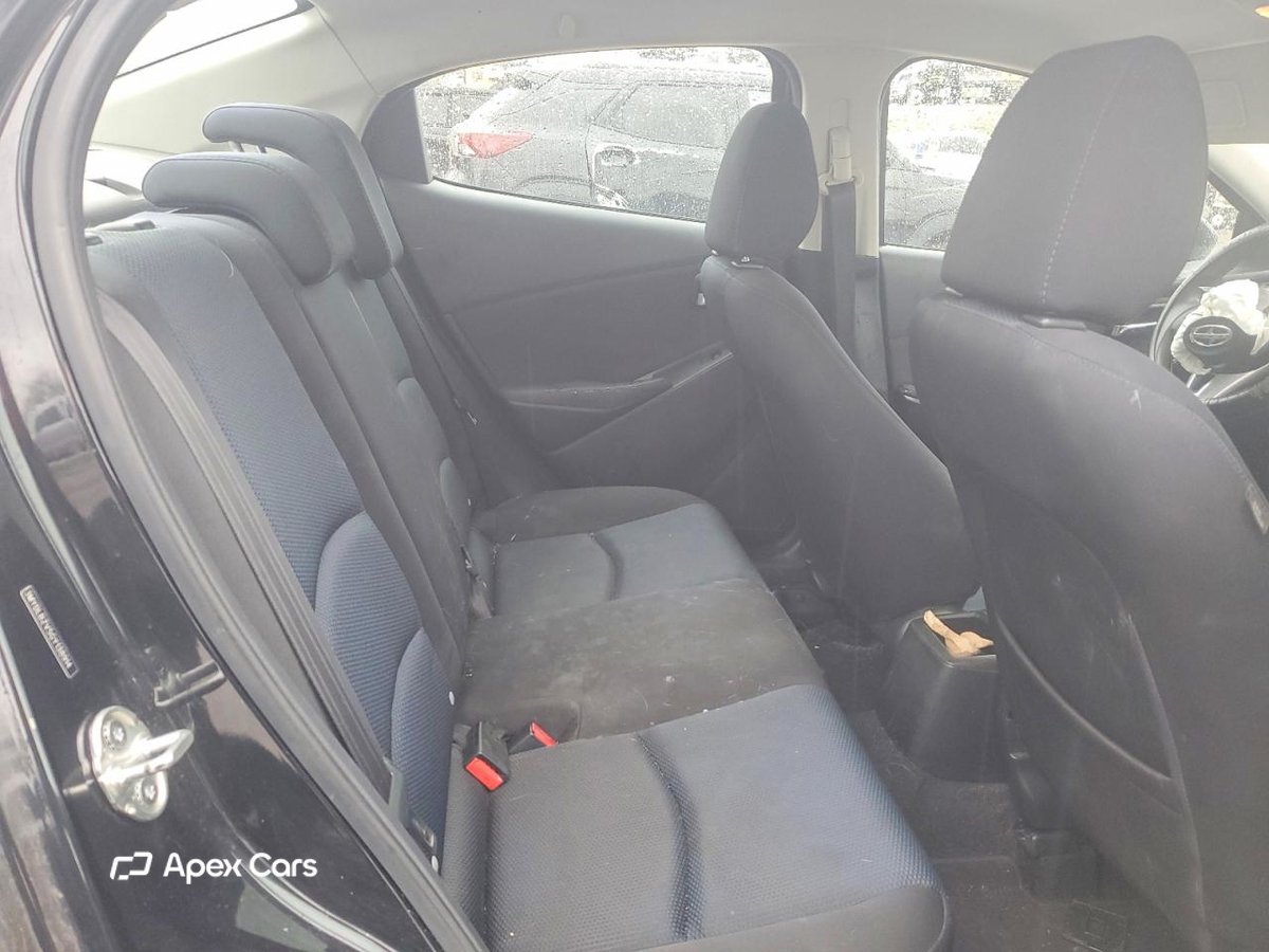 Scion iA 2016
