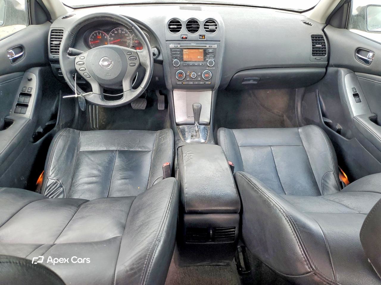 Nissan Altima 2010