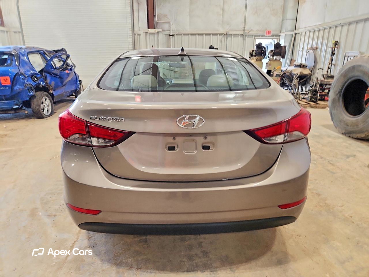 Hyundai Elantra 2014