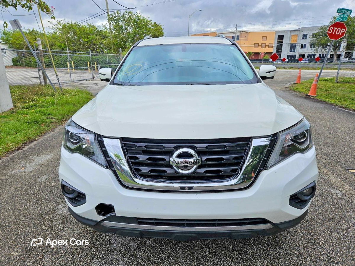 Nissan Pathfinder 2019
