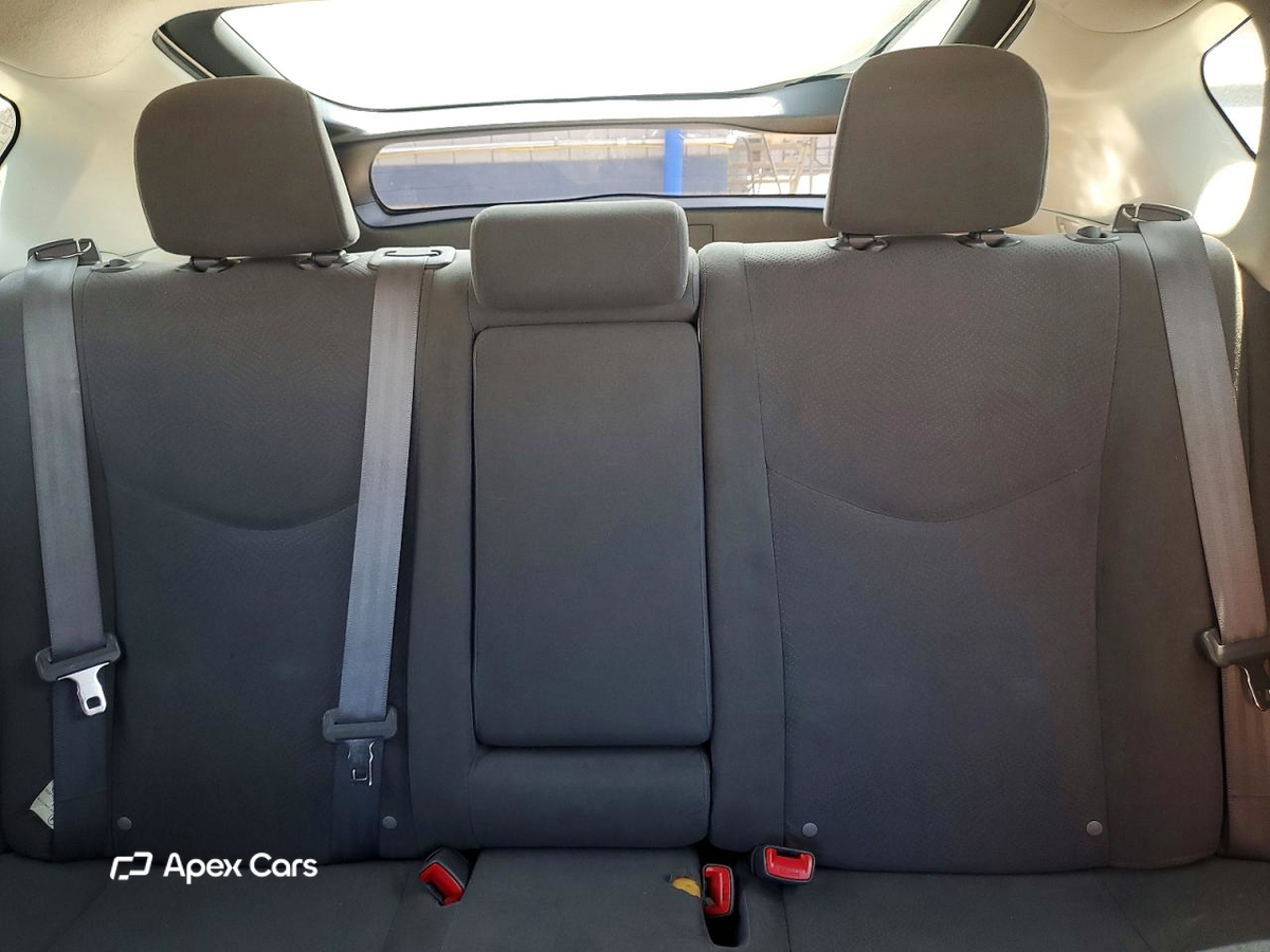 Toyota Prius 2012