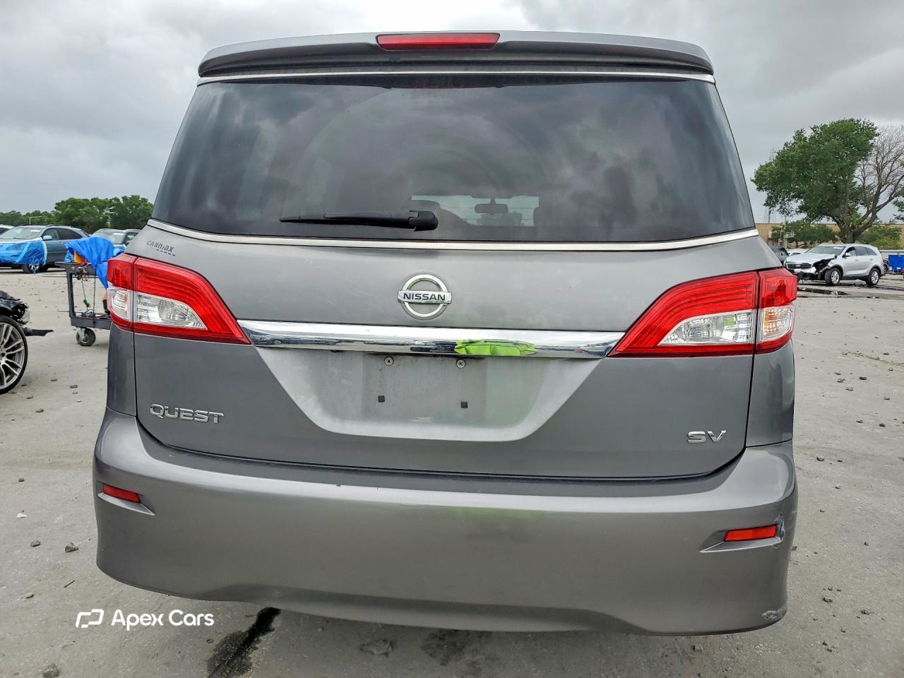 Nissan Quest 2016