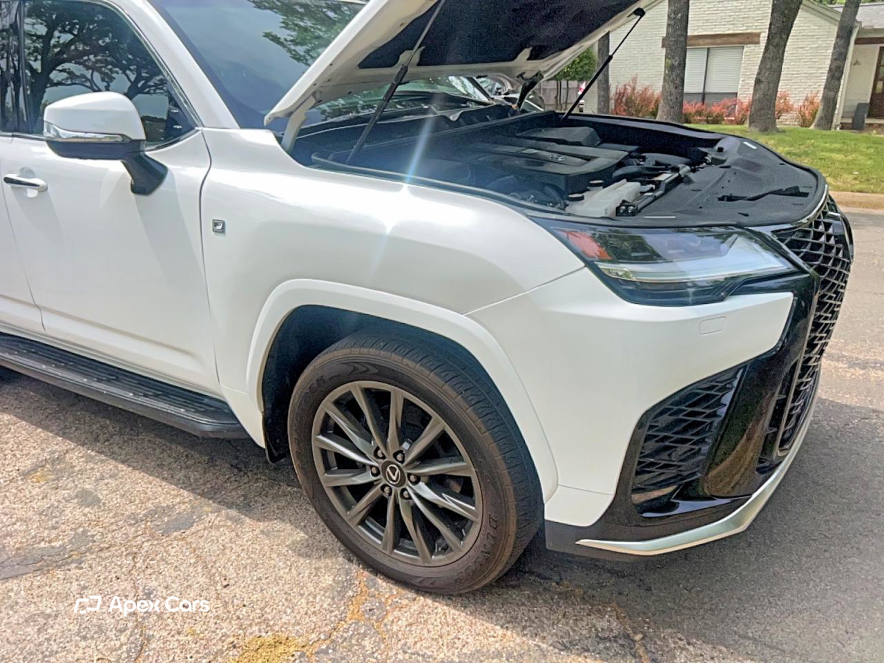 Lexus LX 2024