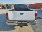 Nissan Navara (Frontier) 2000