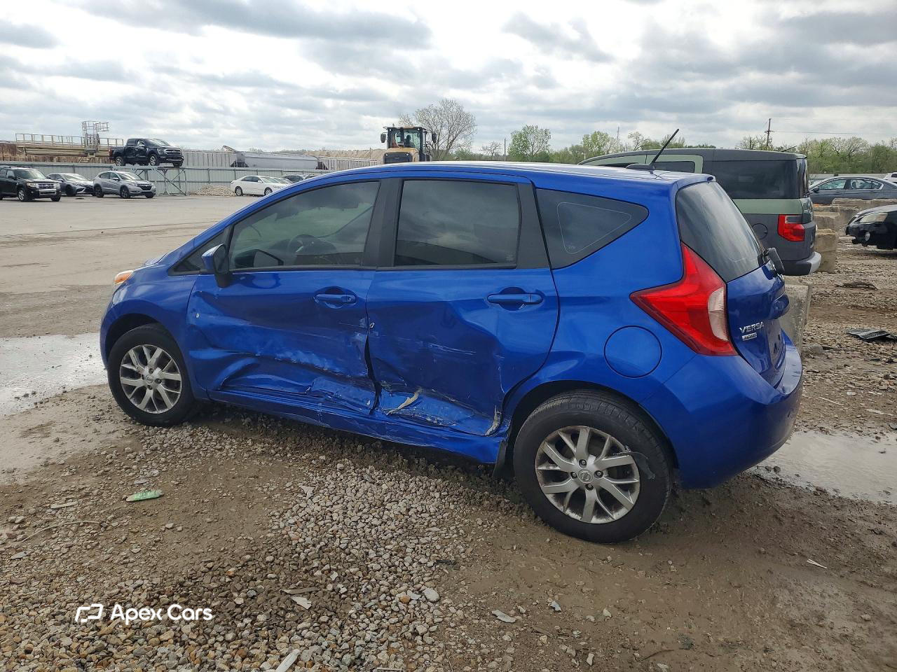 Nissan Versa 2016