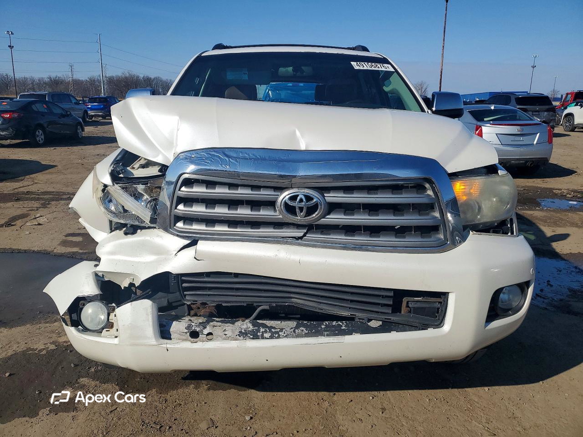 Toyota Sequoia 2011