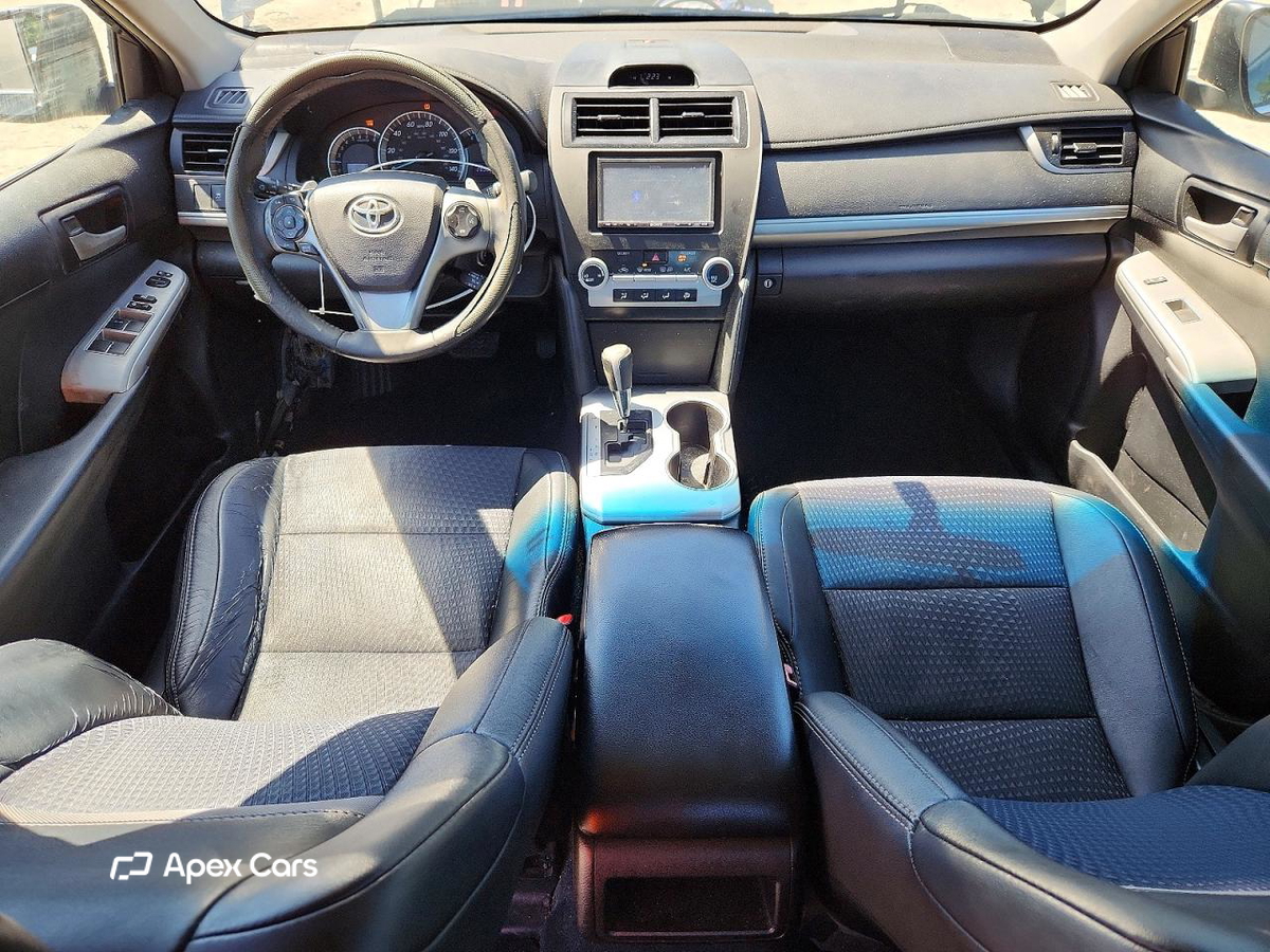 Toyota Camry 2014