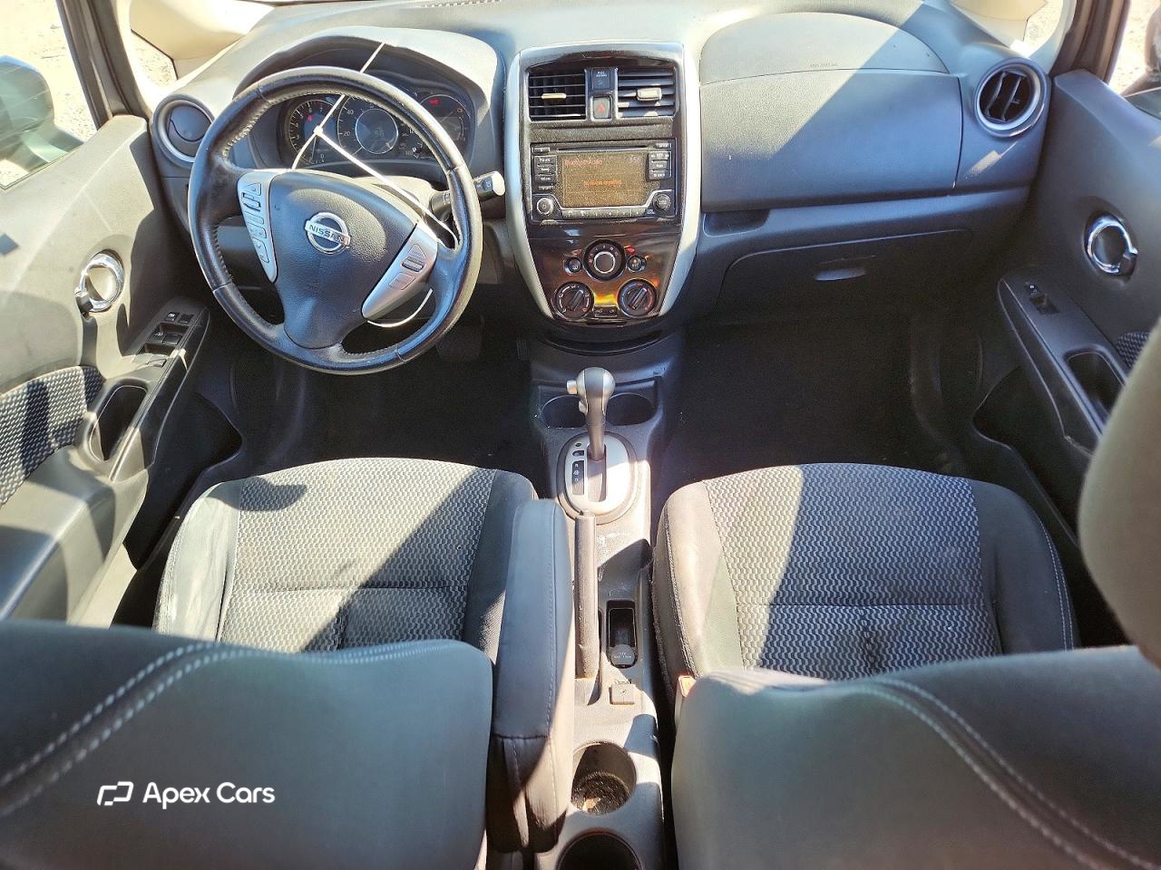 Nissan Versa 2016