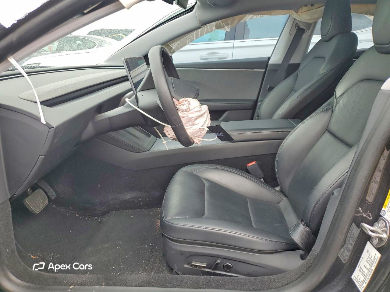 Tesla Model 3 2024