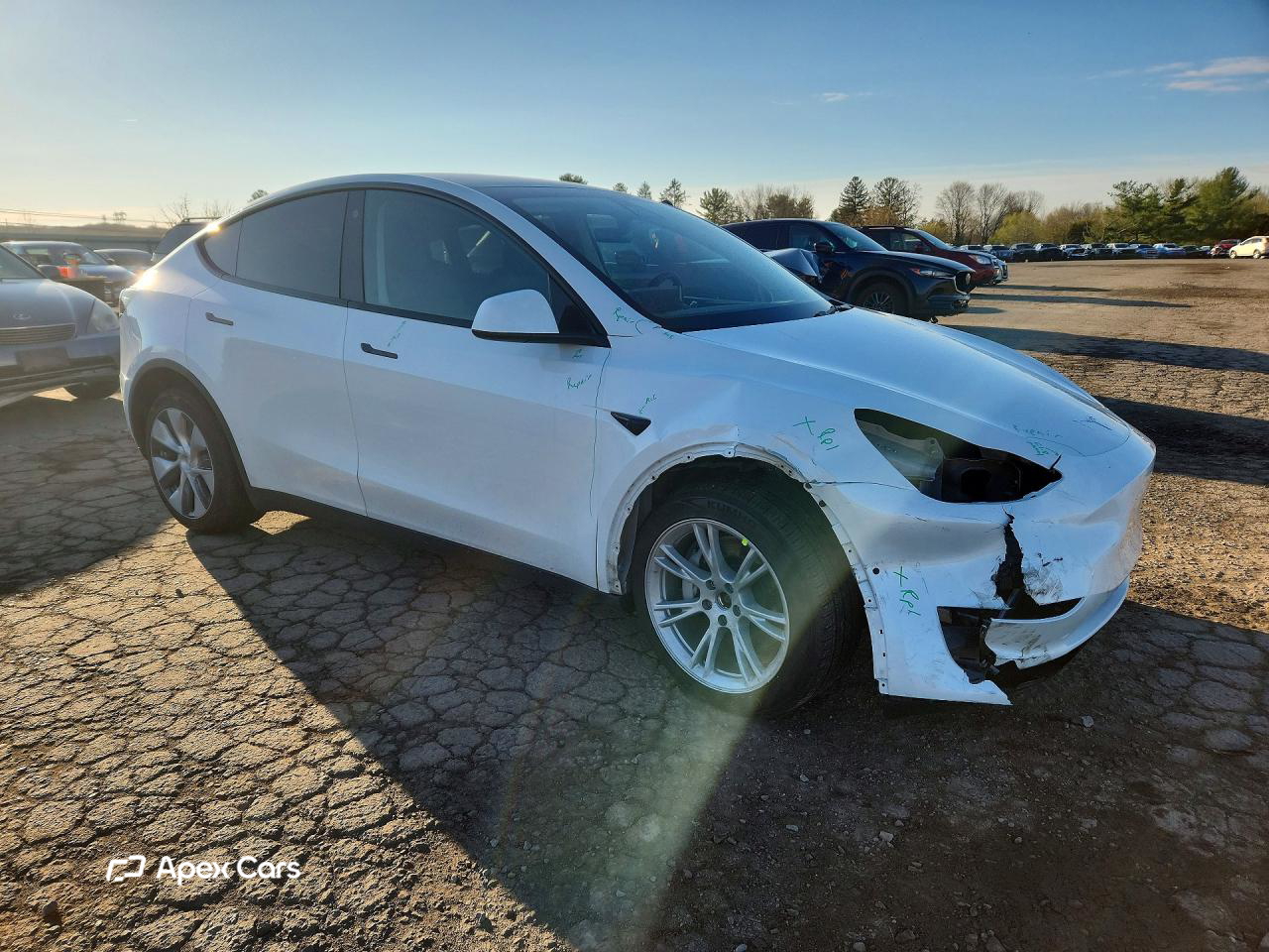 Tesla Model Y 2022