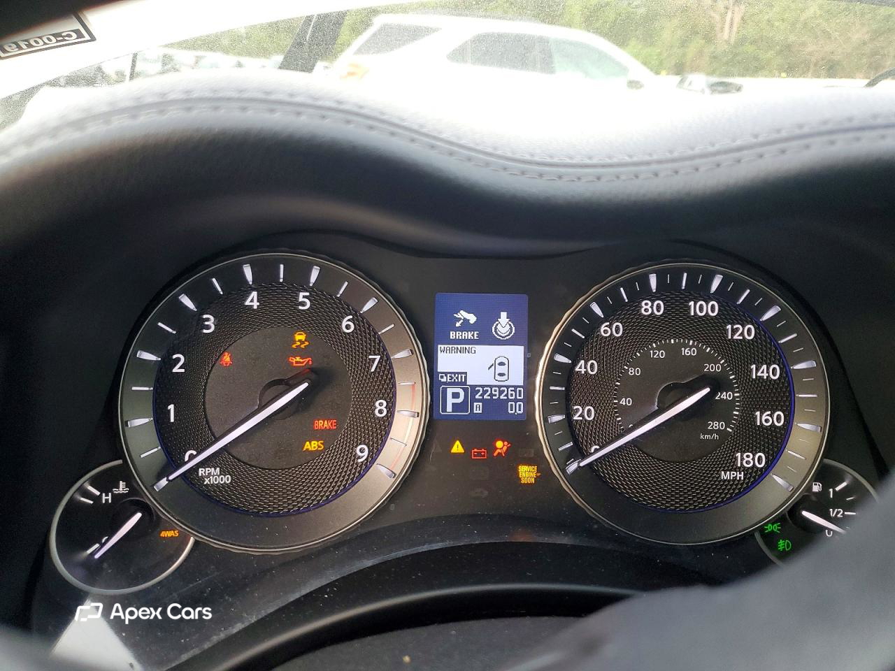 Infiniti M 2012
