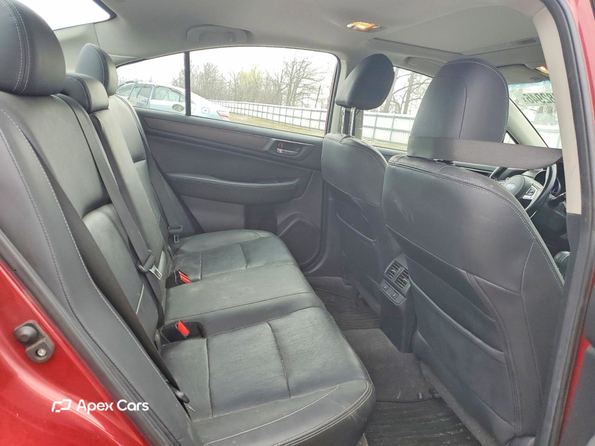Subaru Legacy 2015