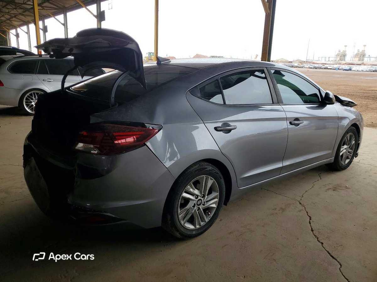 Hyundai Elantra 2019