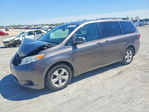 Toyota Sienna 2016