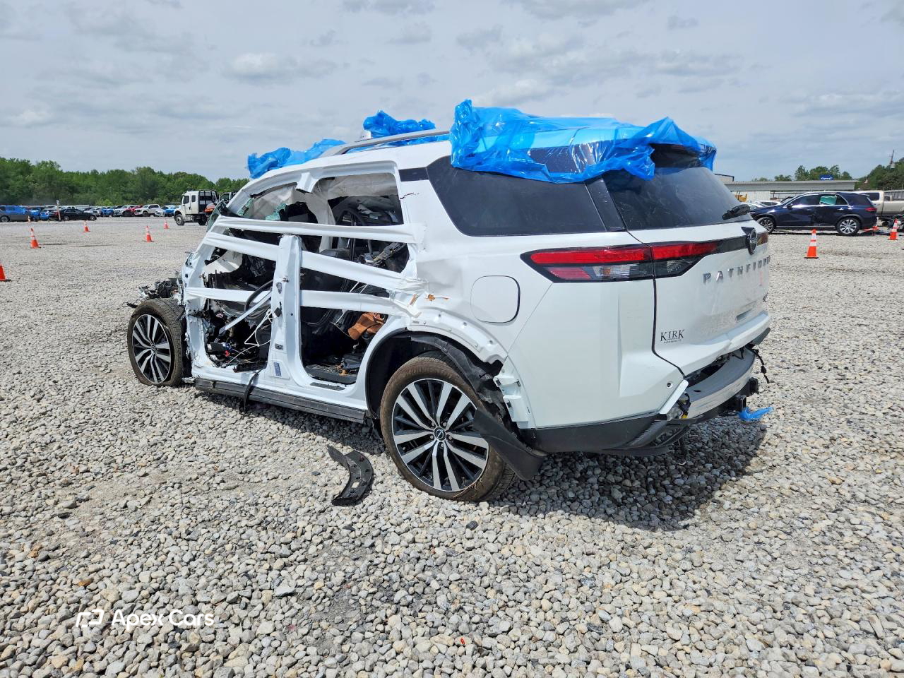 Nissan Pathfinder 2025