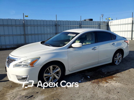 Nissan Altima 2014 - Image 1 of 15