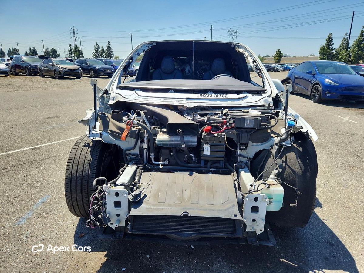 Tesla Model X 2016