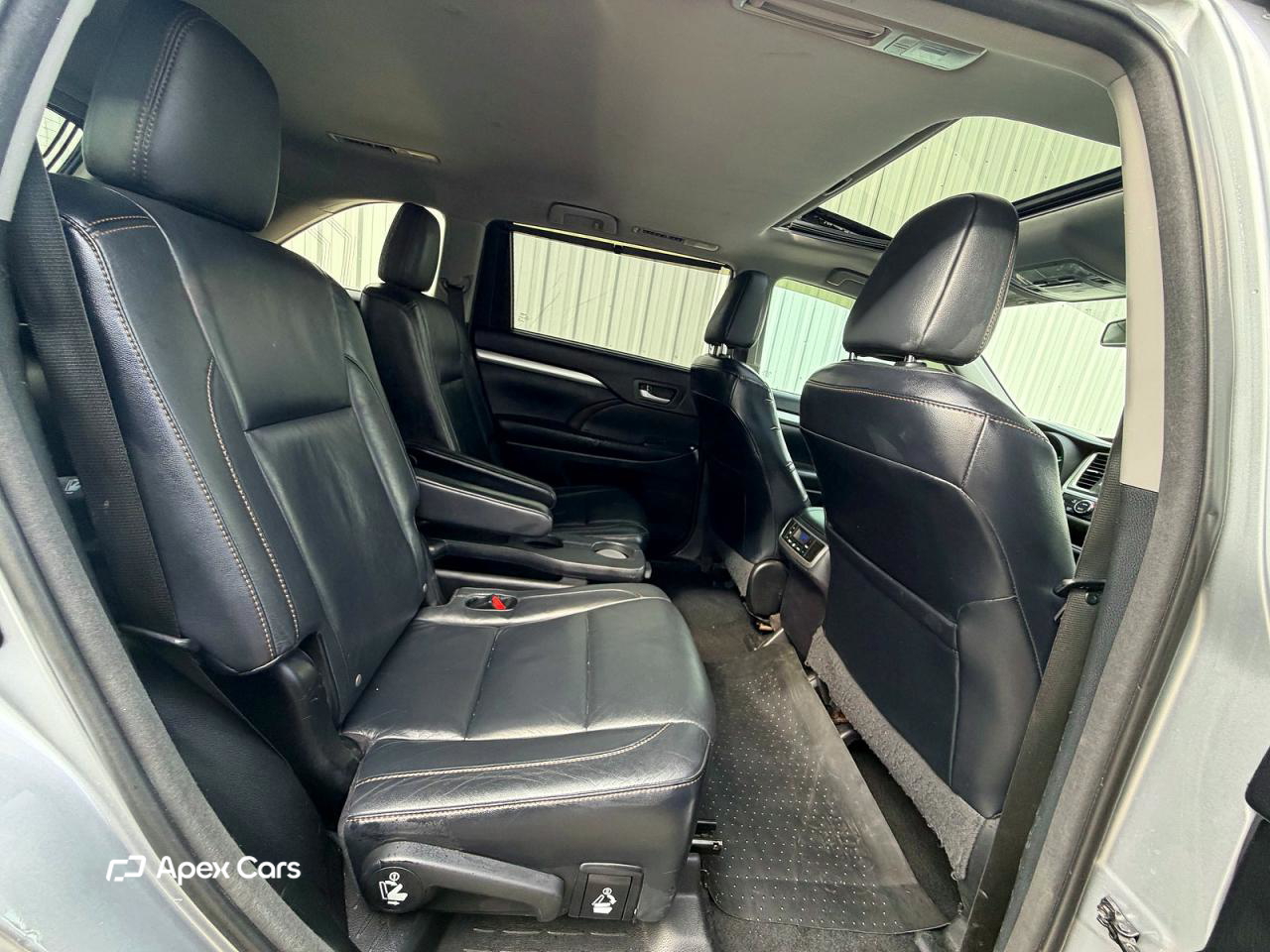 Toyota Highlander 2015