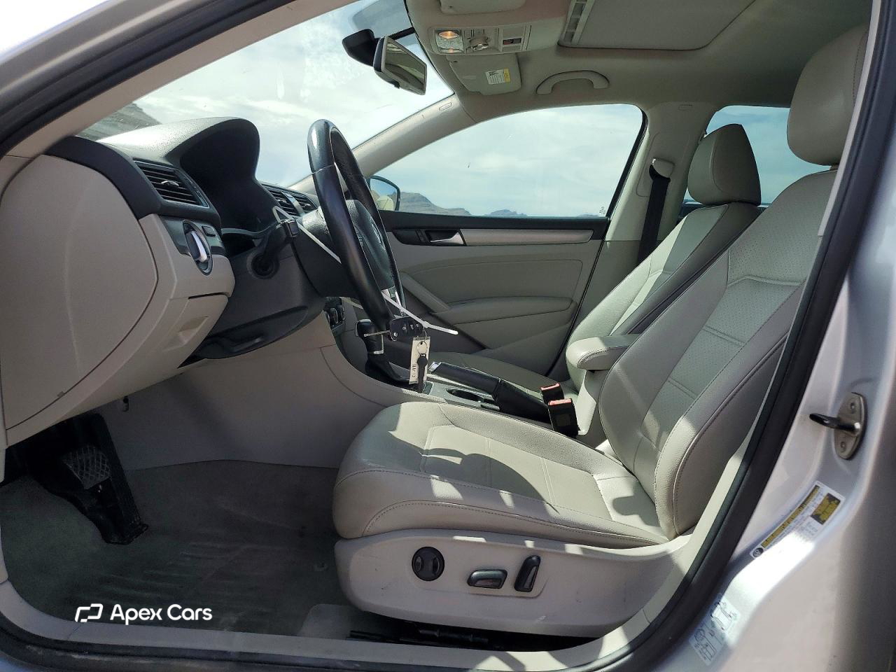 Volkswagen Passat 2014