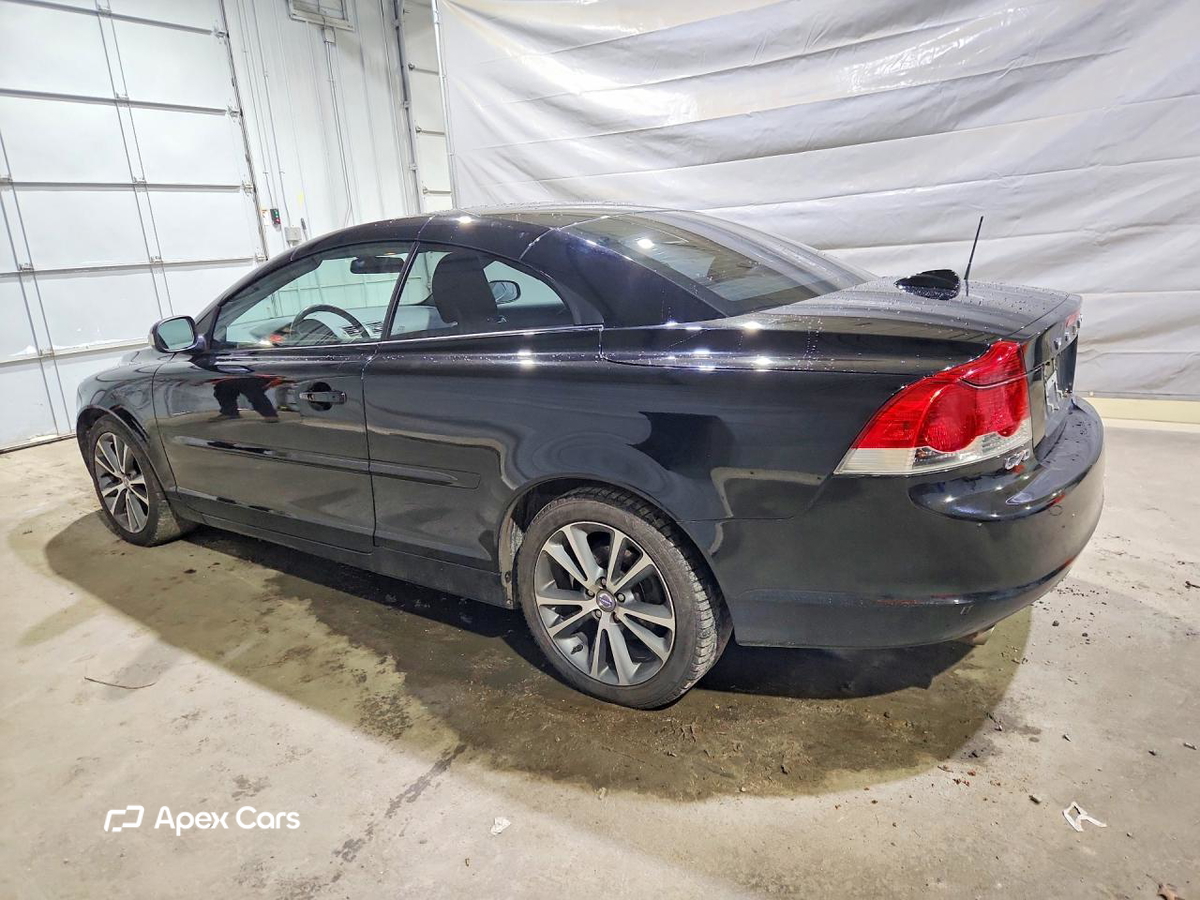 Volvo C70 2010