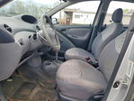 Toyota Echo 2000