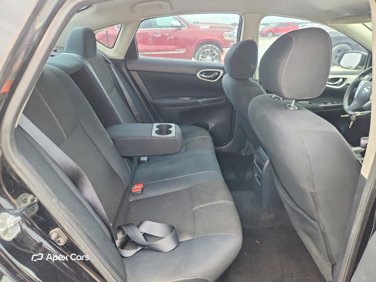 Nissan Sentra 2015