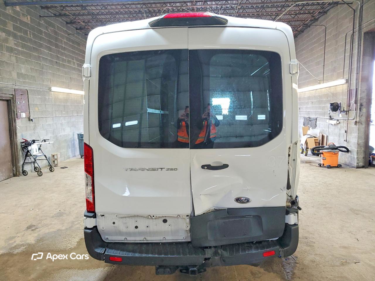 Ford Transit 2021