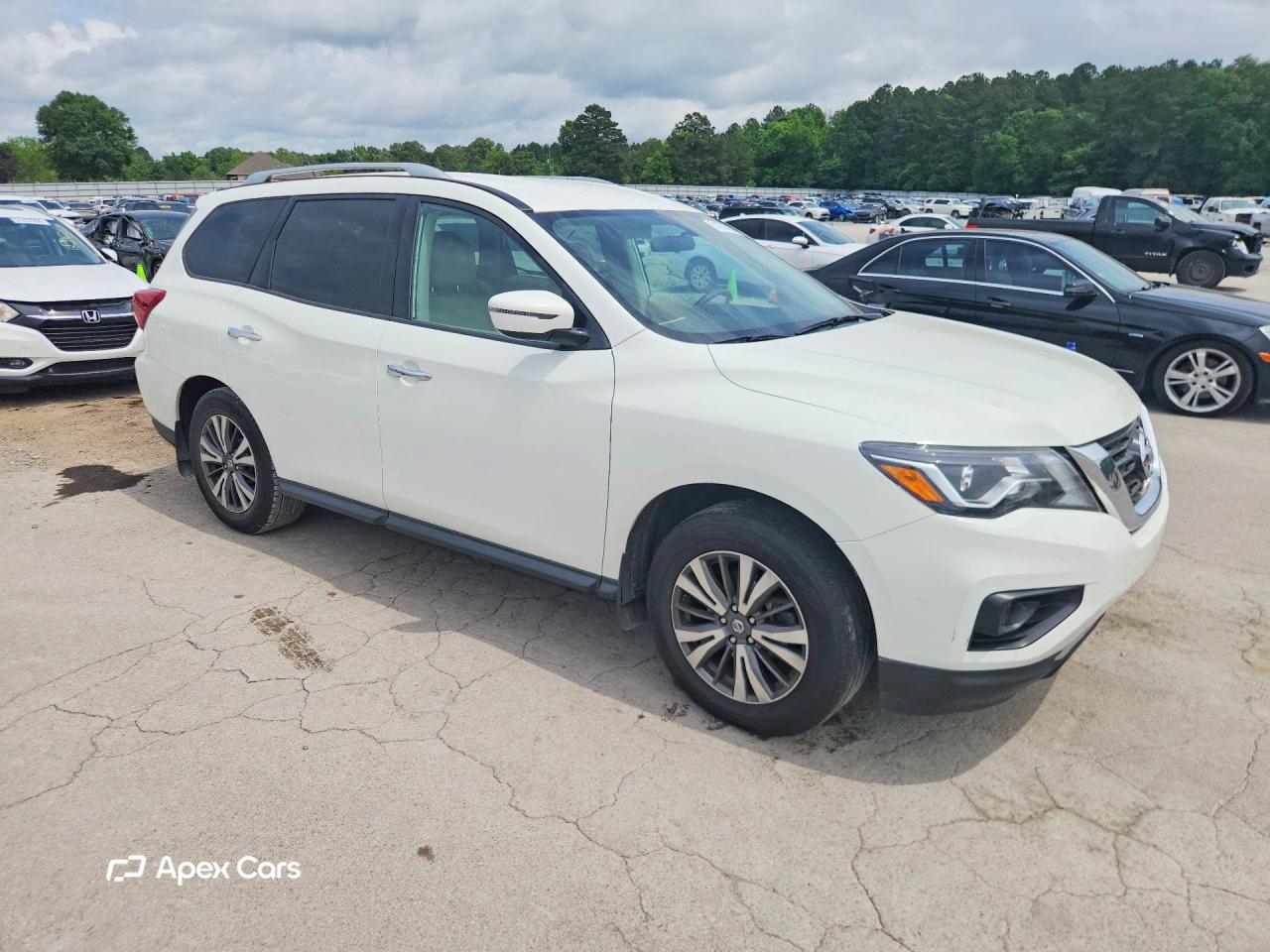 Nissan Pathfinder 2017