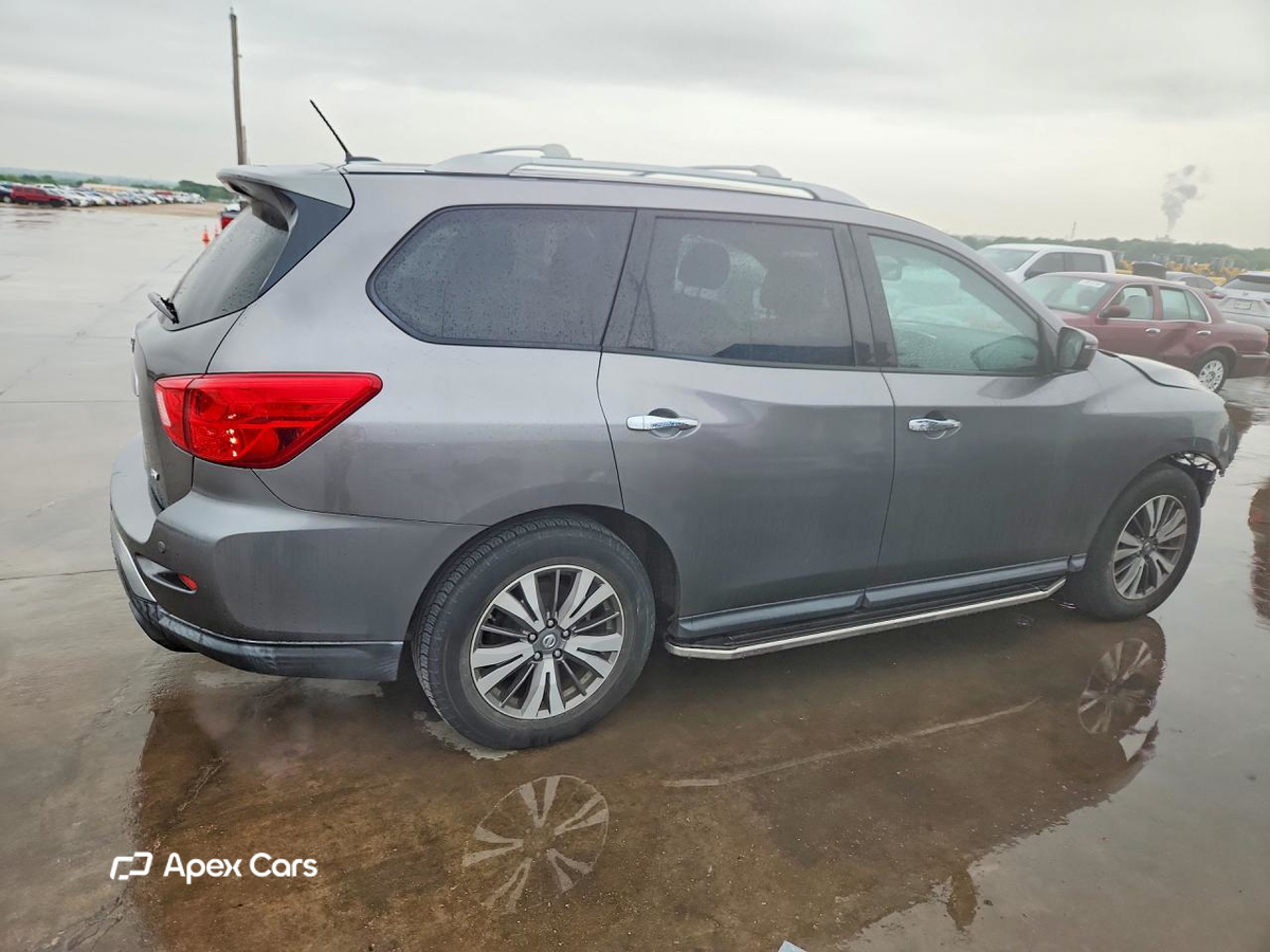 Nissan Pathfinder 2017