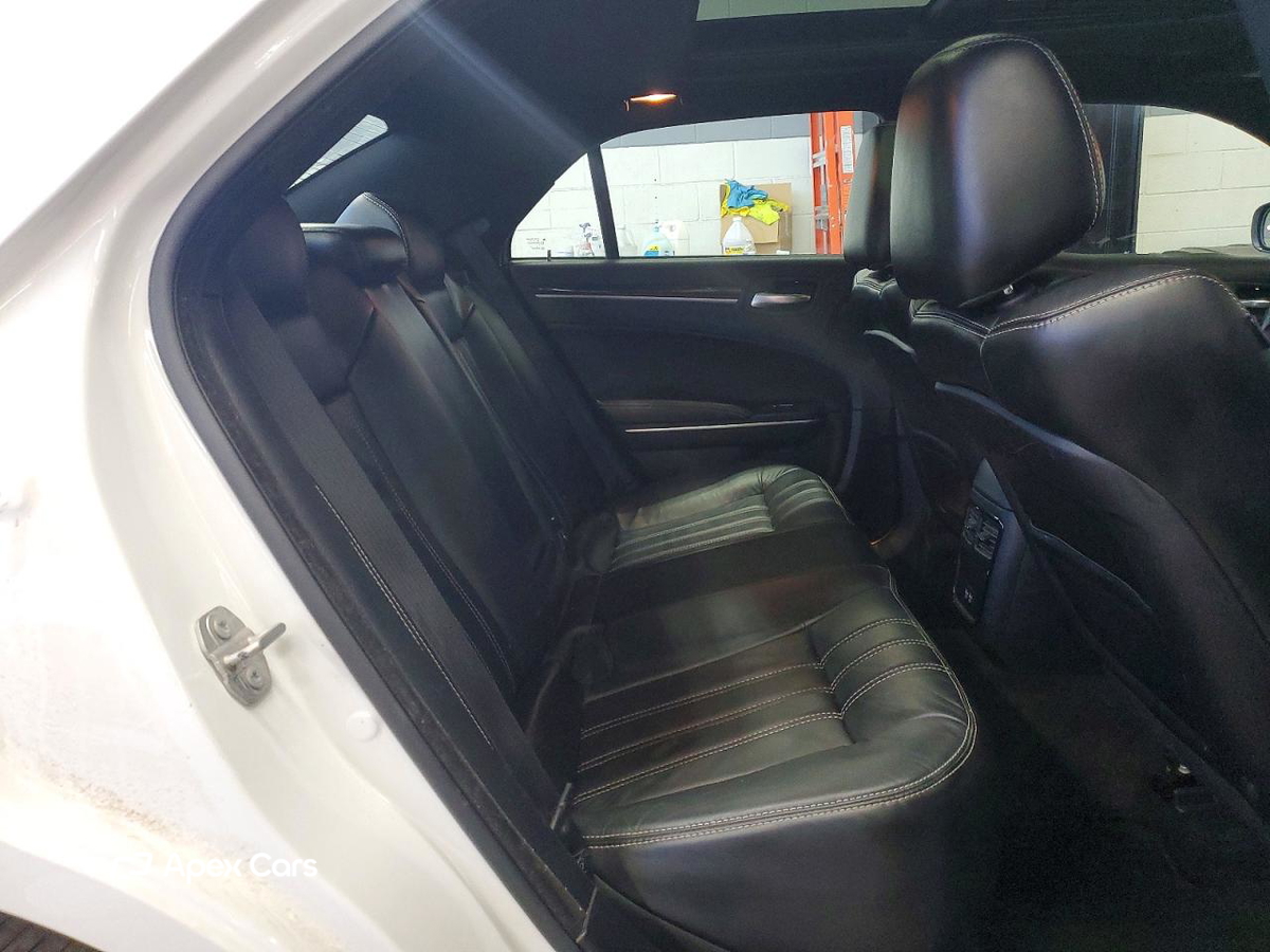 Chrysler 300 2017