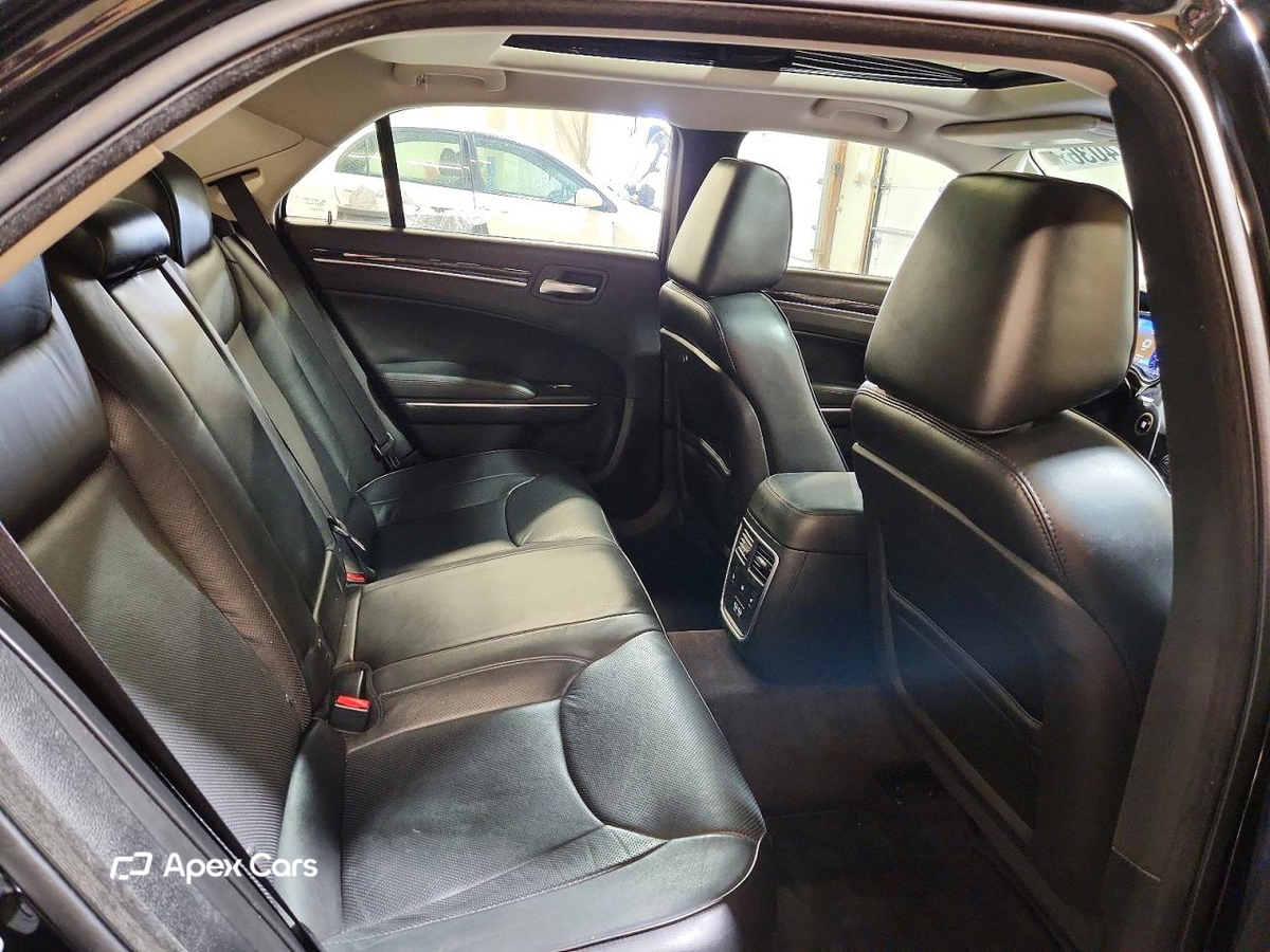 Chrysler 300 2016