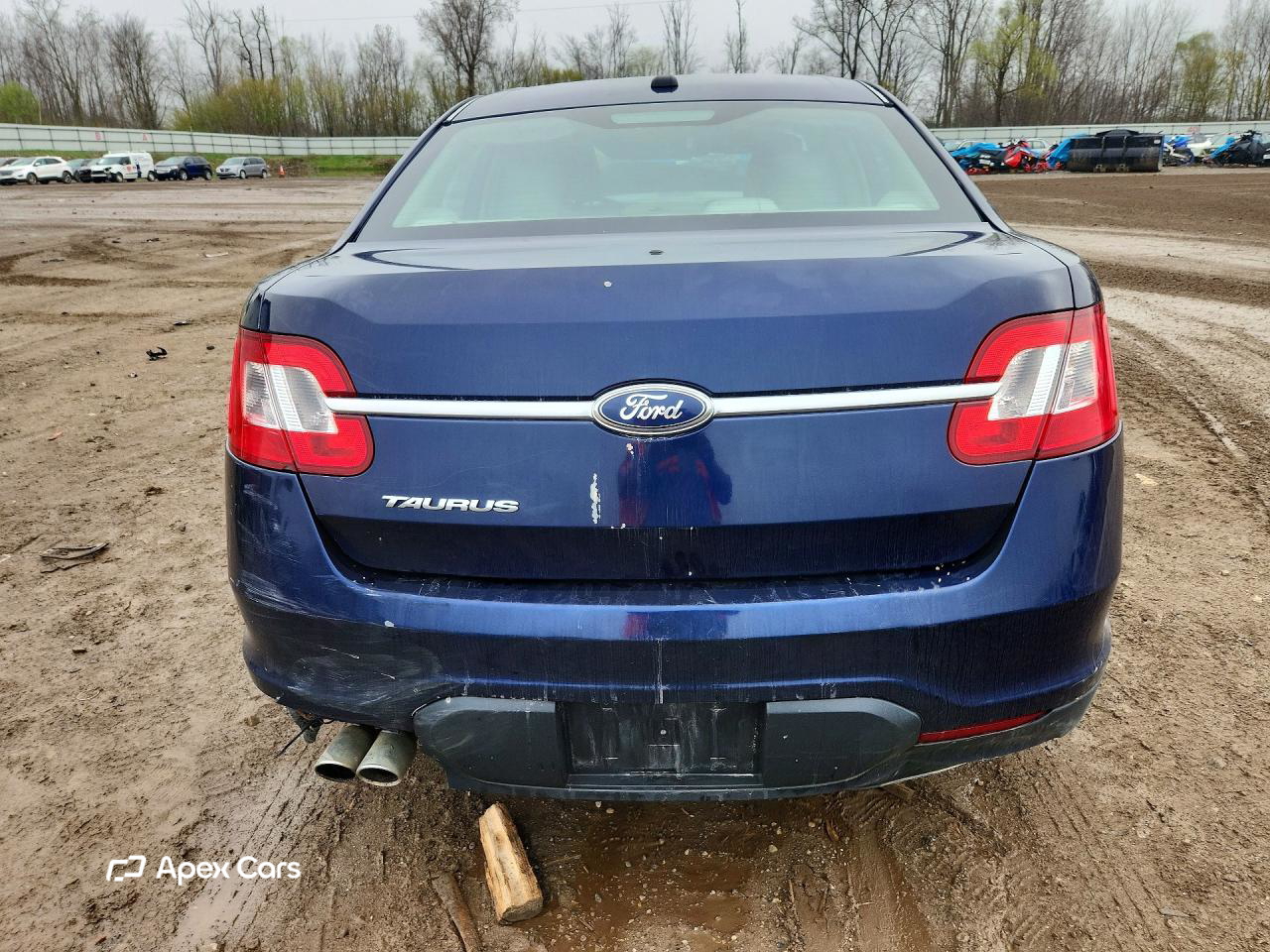 Ford Taurus 2011