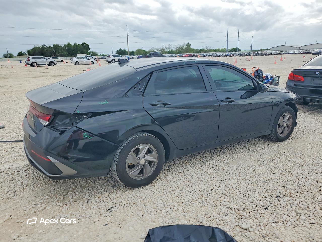 Hyundai Elantra 2025