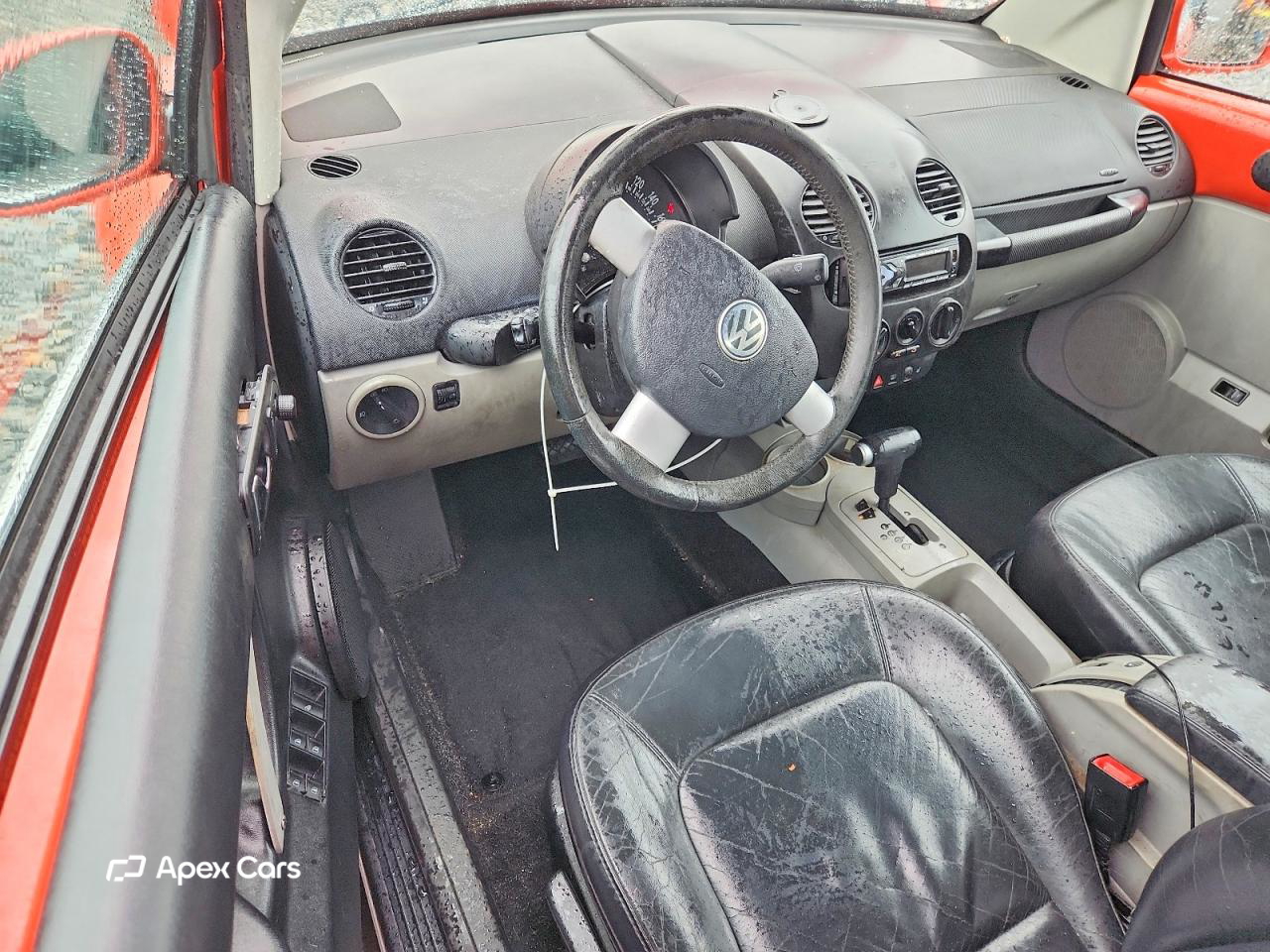 Volkswagen Beetle 2004