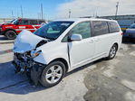 Toyota Sienna 2011