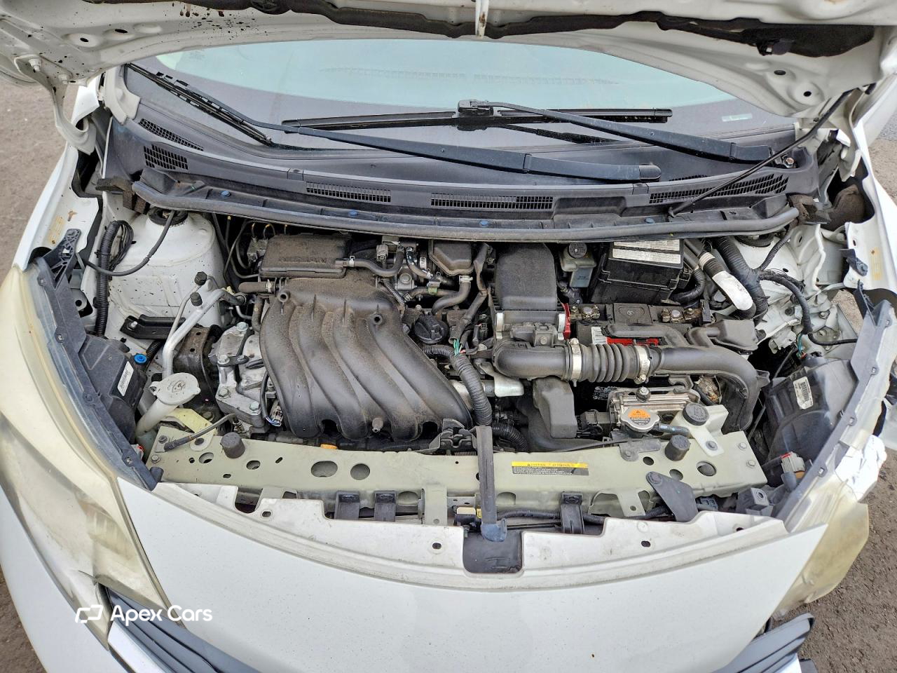 Nissan Versa 2015