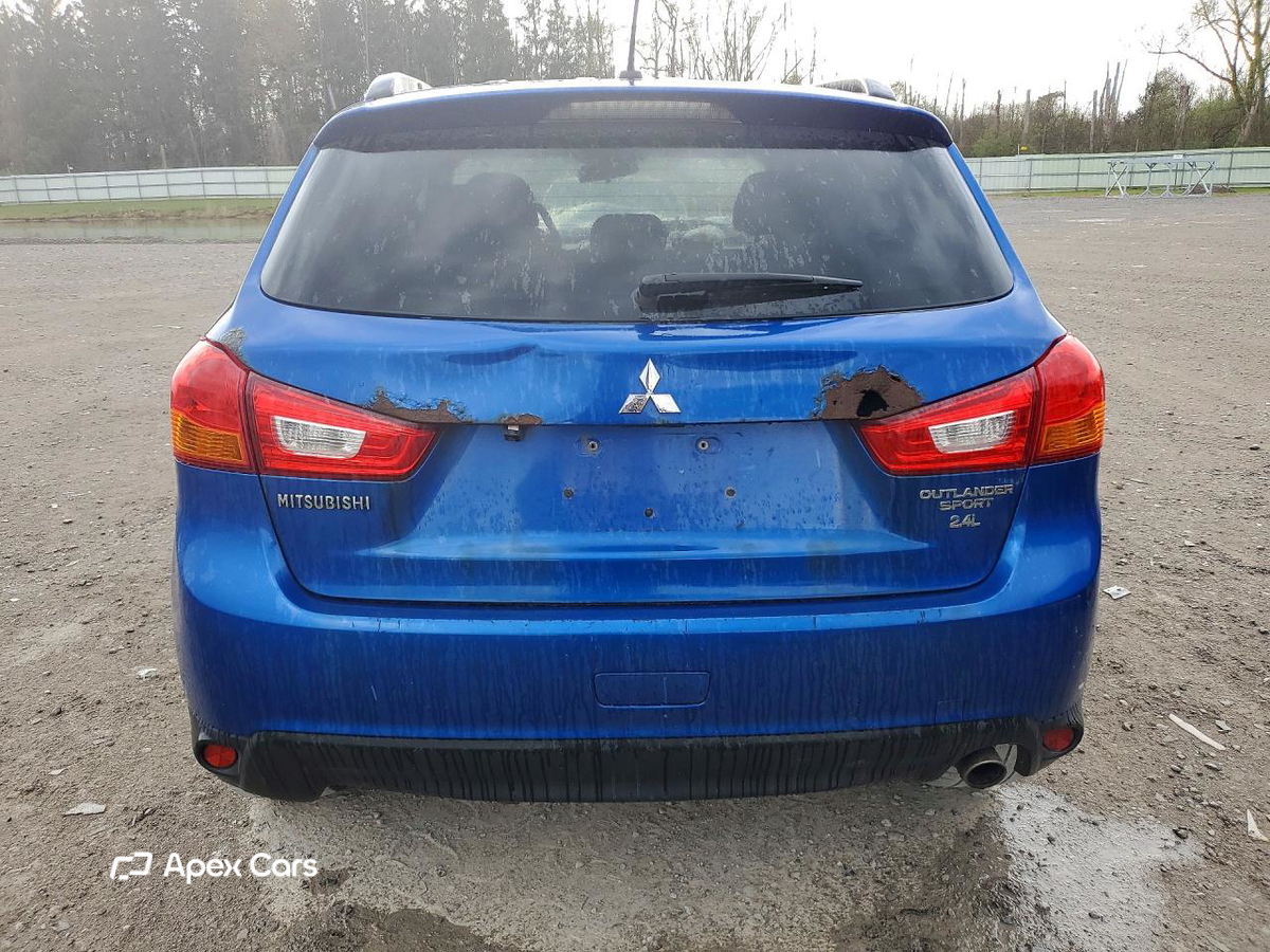 Mitsubishi Outlander 2015
