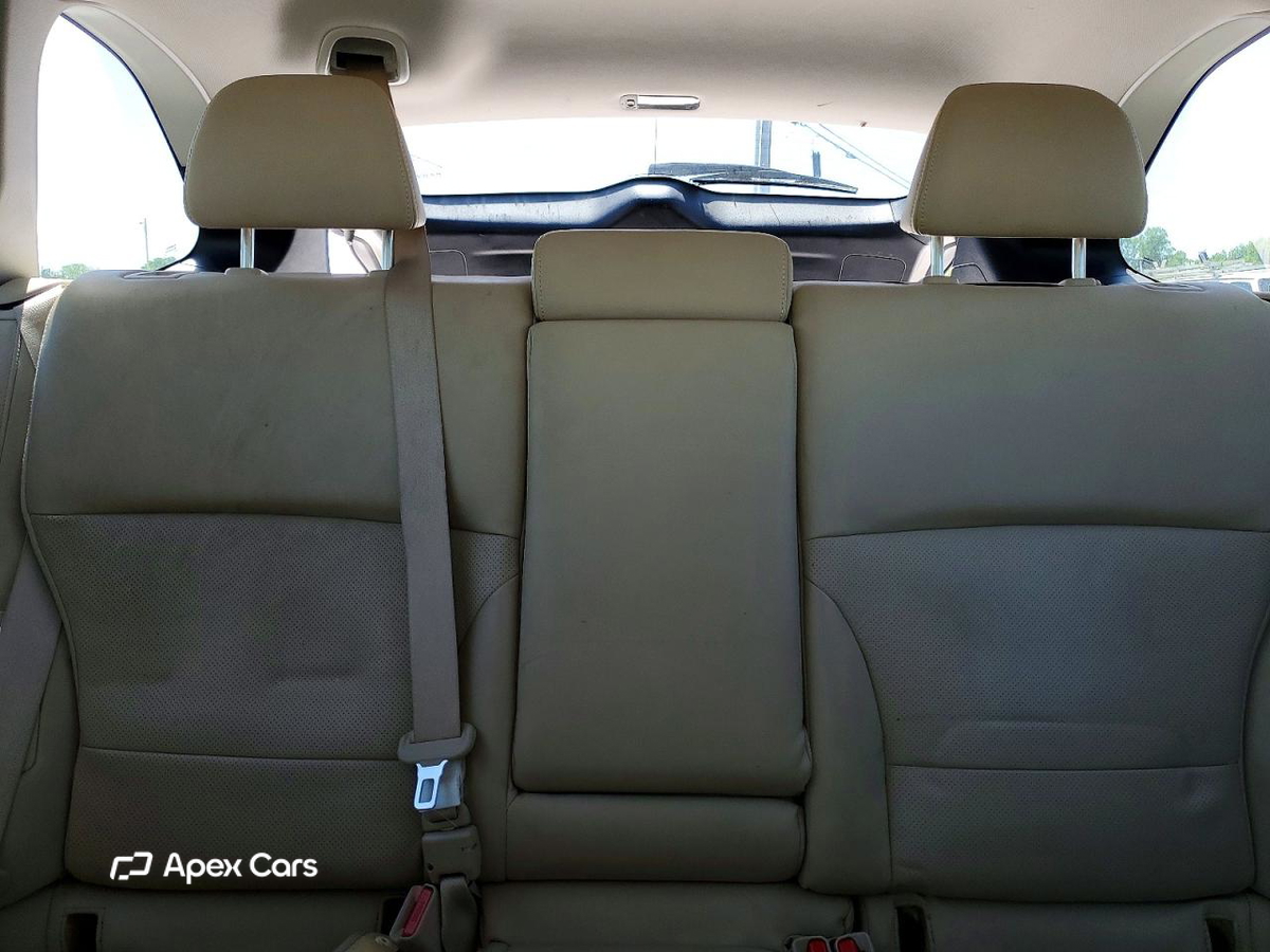 Subaru Outback 2015