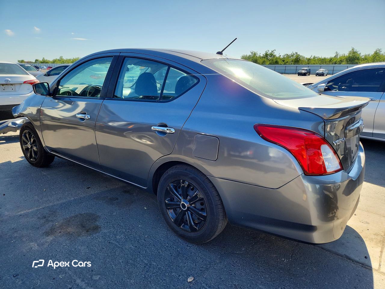Nissan Versa 2019