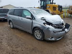 Toyota Sienna 2017
