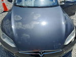 Tesla Model S 2015