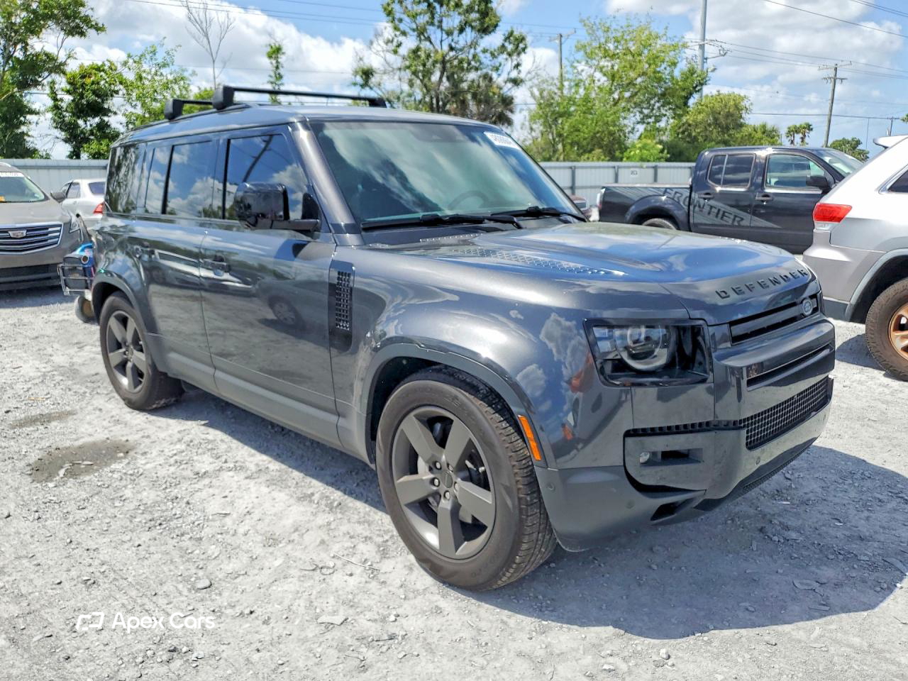Land Rover Defender 2026