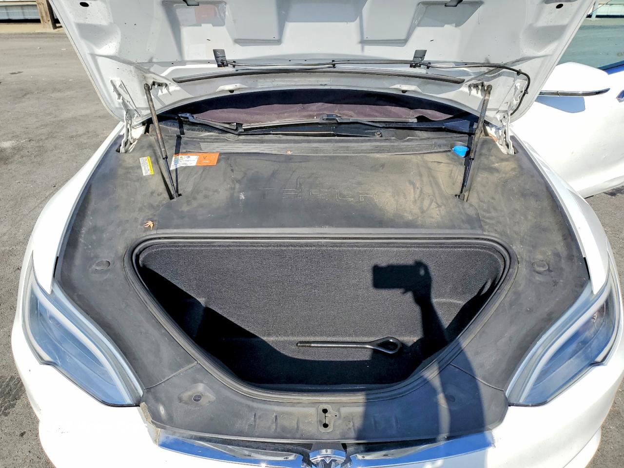 Tesla Model S 2016
